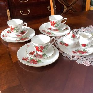 Vintage Duchess poinsettia Holiday dining set